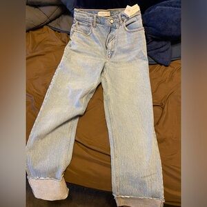 Abercrombie 90’s Straight Ultra High Rise Jeans Brand New with Tags